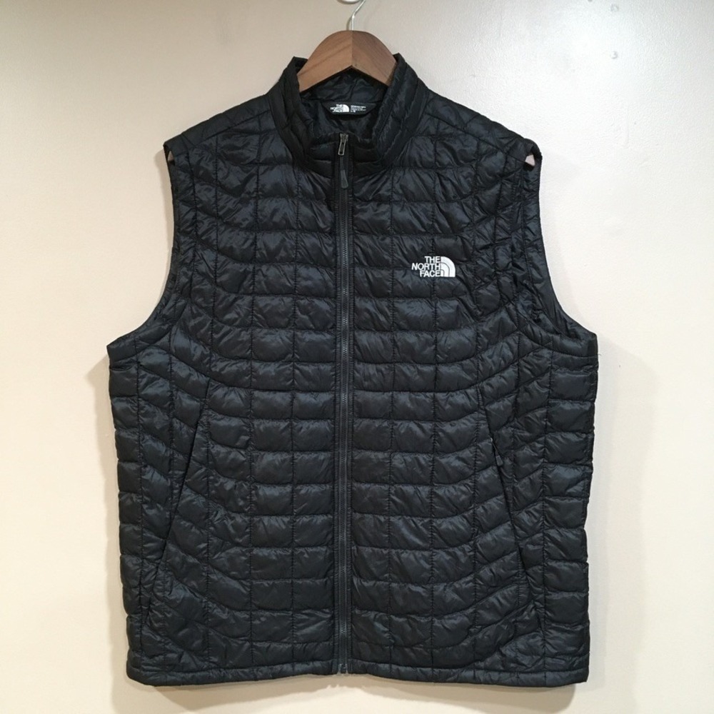 The North Face Thermoball Puffer Vest Mens L Black Eco Insulated Outdoor Hiking